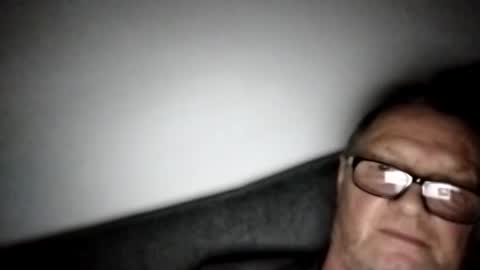 Snapshot of frauenfeind1 chatting on 6, 1, 2025 Wolfi online show from 6, 1, 2025