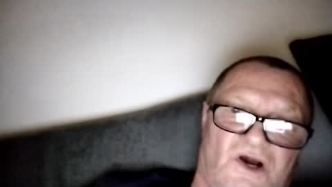 Snapshot of frauenfeind1 chatting on 3, 2, 2025 Wolfi online show from 3, 2, 2025