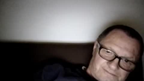 Snapshot of frauenfeind1 chatting on 23, 10, 2025 Wolfi online show from 23, 10, 2025