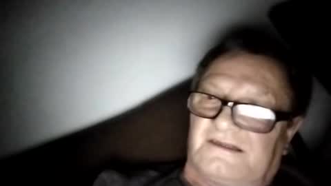 Snapshot of frauenfeind1 chatting on 14, 12, 2025 Wolfi online show from 14, 12, 2025