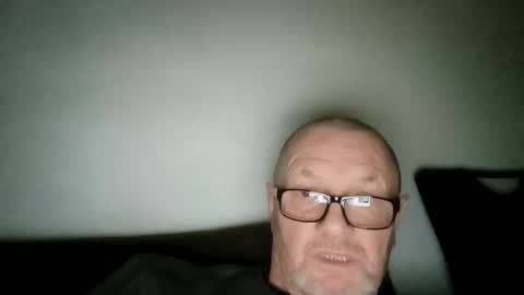 Snapshot of frauenfeind1 chatting on 6, 2, 2026 Wolfi online show from 6, 2, 2026