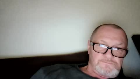 Snapshot of frauenfeind1 chatting on 25, 2, 2026 Wolfi online show from 25, 2, 2026