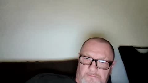 Snapshot of frauenfeind1 chatting on 26, 2, 2026 Wolfi online show from 26, 2, 2026