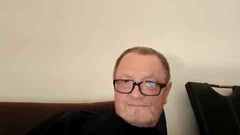 Snapshot of frauenfeind1 chatting on 3, 4, 2026 Wolfi online show from 3, 4, 2026