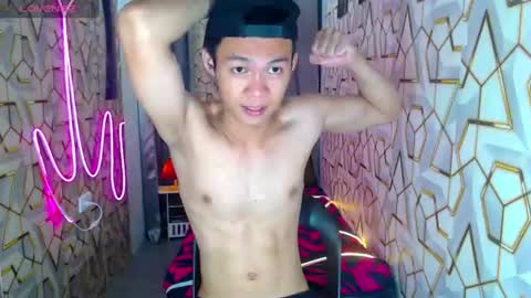 Snapshot of freakymarkxxx chatting on 9, 6, 2026 Mark online show from 9, 6, 2026