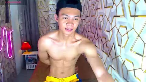 Snapshot of freakymarkxxx chatting on 12, 6, 2026 Mark online show from 12, 6, 2026