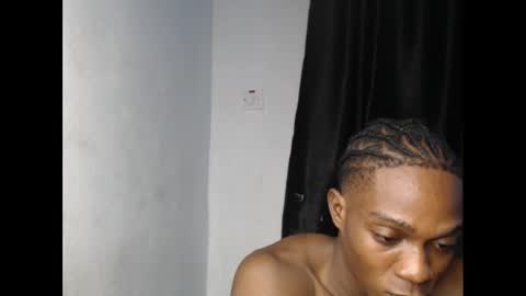 freakyslut30 online show from 4, 2, 2025