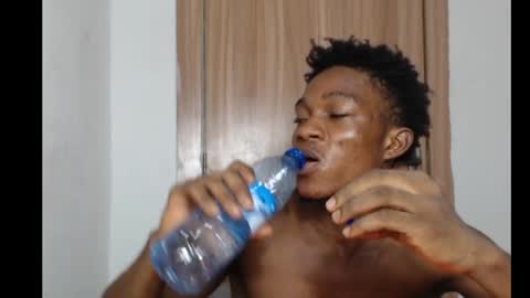 freakyslut30 online show from 26, 2, 2025