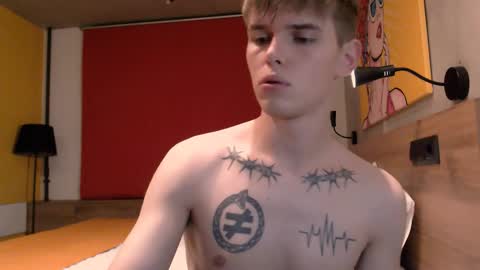 fredd_xanderrs online show from 25, 10, 2025