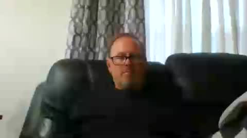 Snapshot of freddieknuck chatting on 26, 6, 2026 Just Fred online show from 26, 6, 2026