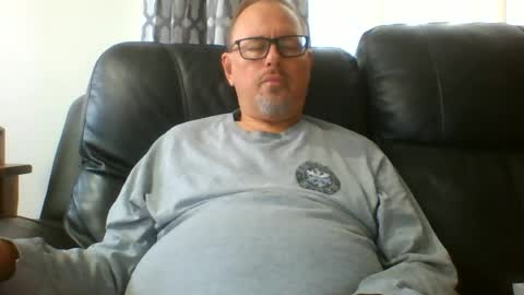 Snapshot of freddieknuck chatting on 6, 7, 2026 Just Fred online show from 6, 7, 2026
