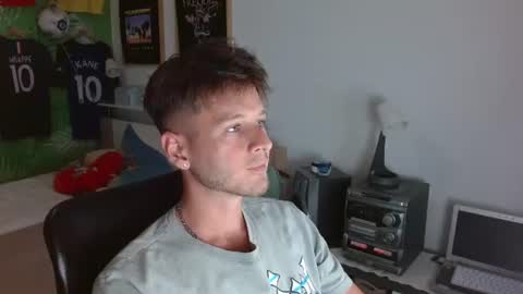 Snapshot of freddy_star chatting on 22, 7, 2026 Frederick Perin online show from 22, 7, 2026