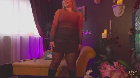 Louise or Lou 3 online show from 4, 2, 2026