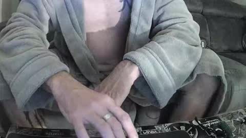 Snapshot of frenchbeardman chatting on 27, 9, 2025 Thechaudieres online show from 27, 9, 2025