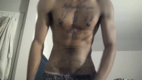 Snapshot of frenchchocolate310 chatting on 27, 12, 2024 frenchchocolate310 online show from 27, 12, 2024