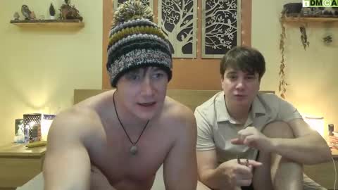 French Horny Bibs online show from 15, 1, 2026