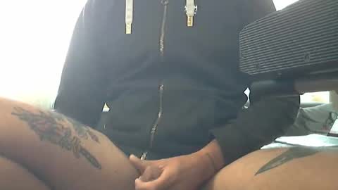 Snapshot of frenchpapalover chatting on 13, 11, 2025 frenchpapalover online show from 13, 11, 2025