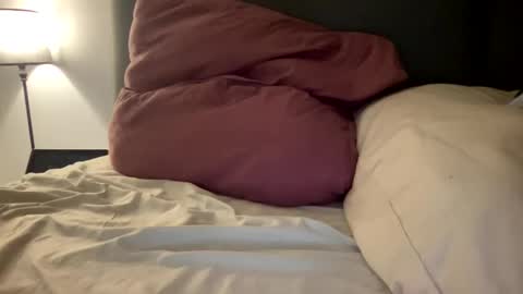 frenchsmoker29 online show from 3, 1, 2025