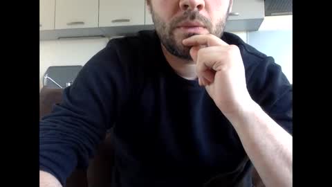 Snapshot of frenchy_from_paris chatting on 15, 3, 2026 frenchy_from_paris online show from 15, 3, 2026