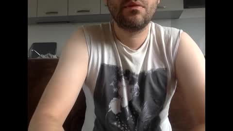 Snapshot of frenchy_from_paris chatting on 3, 5, 2026 frenchy_from_paris online show from 3, 5, 2026