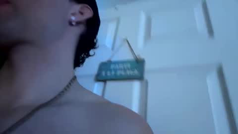 frenchyy710 online show from 4, 3, 2025