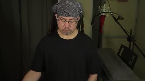 Snapshot of freqmoar chatting on 1, 3, 2026 freqmoar online show from 1, 3, 2026