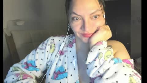 freya_shaik_ online show from 25, 3, 2026