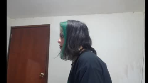 freyaa_sorceress online show from 27, 1, 2025