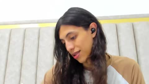 FreyaMoller  online show from 12, 3, 2026