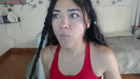 Snapshot of freyarouge chatting on 2, 4, 2026 freyarouge online show from 2, 4, 2026