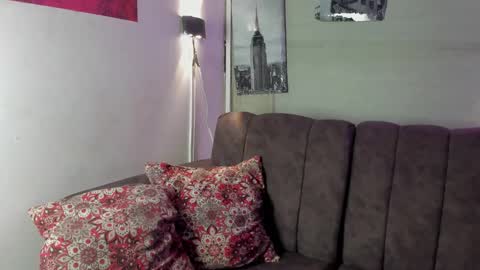 Frezzita online show from 5, 11, 2025