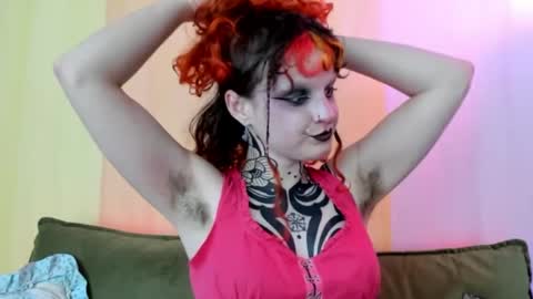 Snapshot of friskyflowers chatting on 26, 4, 2026 cherry online show from 26, 4, 2026