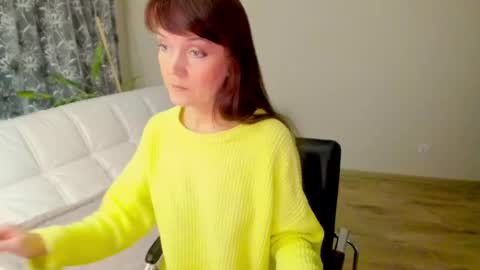 Snapshot of fritha chatting on 5, 2, 2025 Next stream November 29 2024 online show from 5, 2, 2025