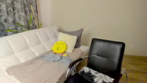 Snapshot of fritha chatting on 8, 2, 2025 Next stream November 29 2024 online show from 8, 2, 2025