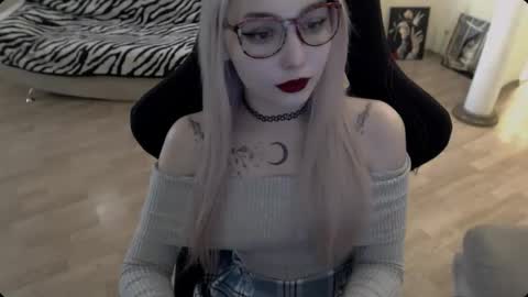 Lilith online show from 26, 11, 2025