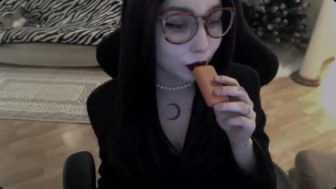 Lilith online show from 15, 12, 2025