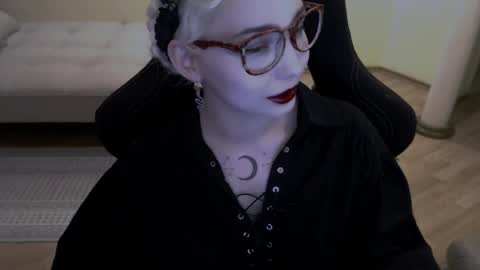 Snapshot of fromsun_forsoul chatting on 29, 4, 2026 Lilith online show from 29, 4, 2026