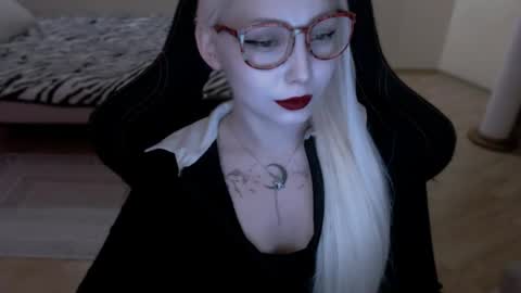 Snapshot of fromsun_forsoul chatting on 31, 5, 2026 Lilith online show from 31, 5, 2026
