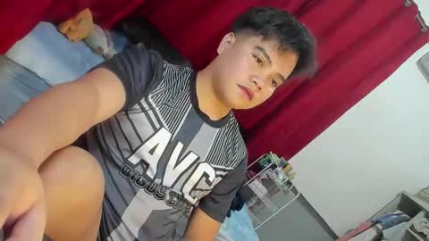 Snapshot of frostbite_69 chatting on 23, 10, 2025 GABBY online show from 23, 10, 2025