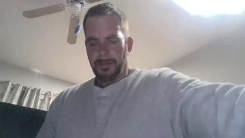 Snapshot of frostydhoman1221 chatting on 2, 12, 2024 frostydhoman1221 online show from 2, 12, 2024