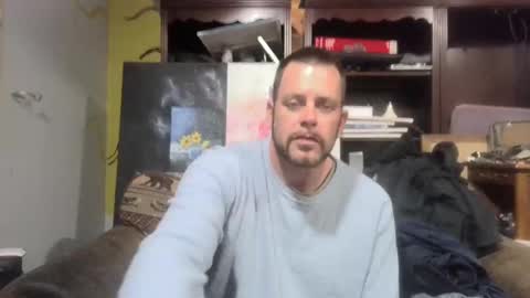 Snapshot of frostydhoman1221 chatting on 12, 1, 2025 frostydhoman1221 online show from 12, 1, 2025