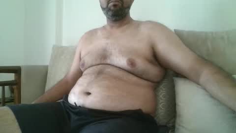 Snapshot of fruti_loops chatting on 23, 12, 2025 fruti loops Bull online show from 23, 12, 2025