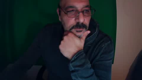 Snapshot of fuadmusa chatting on 6, 1, 2025 fuadmusa online show from 6, 1, 2025