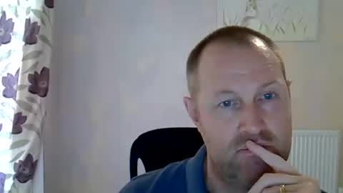 Fuck Buddy UK online show from 5, 8, 2026