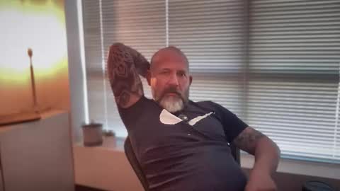 Snapshot of fuckadilf chatting on 3, 5, 2026 fuckadilf online show from 3, 5, 2026