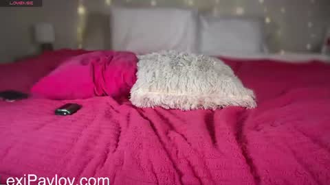 Lexi Pavlov online show from 28, 7, 2026