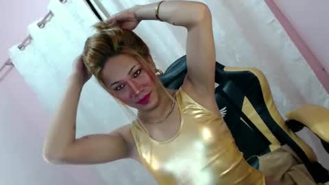 Snapshot of fuckerjenny8 chatting on 7, 12, 2024 sweetyJENNY online show from 7, 12, 2024