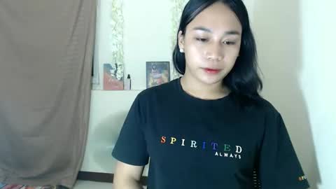 ITS ME CRYSTAL online show from 16, 11, 2025