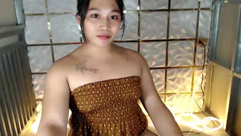 ITS ME CRYSTAL online show from 17, 2, 2026