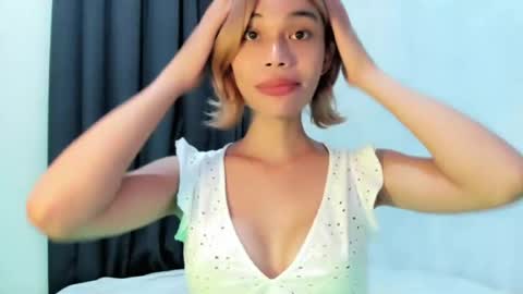 fuckingsexy143 online show from 17, 7, 2026